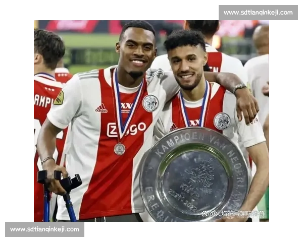 巨星云集！法甲年度最佳阵容名单提前曝光！