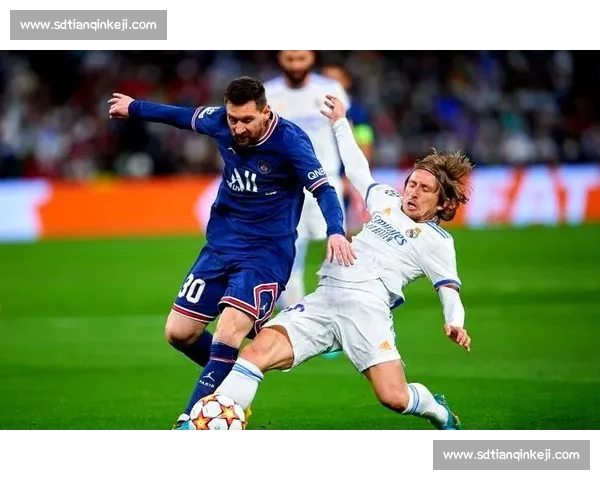 欧洲五大联赛豪门争霸，谁将问鼎新赛季欧冠之王