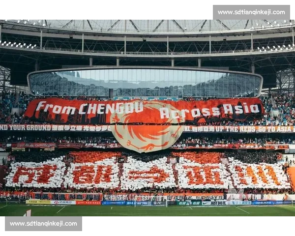 告别熟悉的看台，他的转会牵动了无数球迷的心